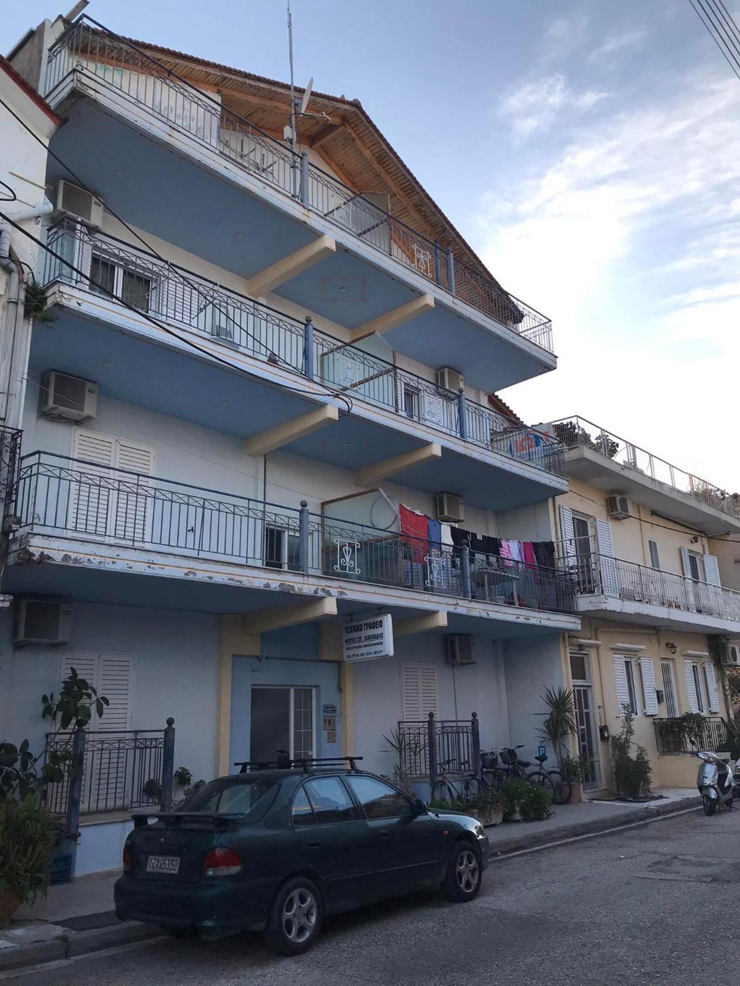 Ion Apartments Messolonghi Double Room Sea View Loft Mesolóngion المظهر الخارجي الصورة